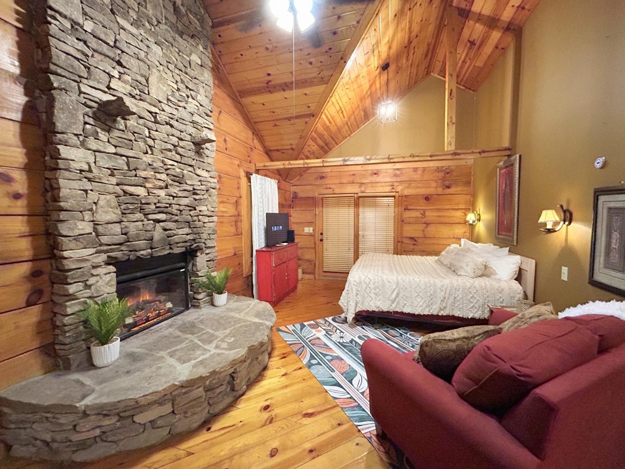 Honeymoon Hideaway Vila Gatlinburg Exterior foto