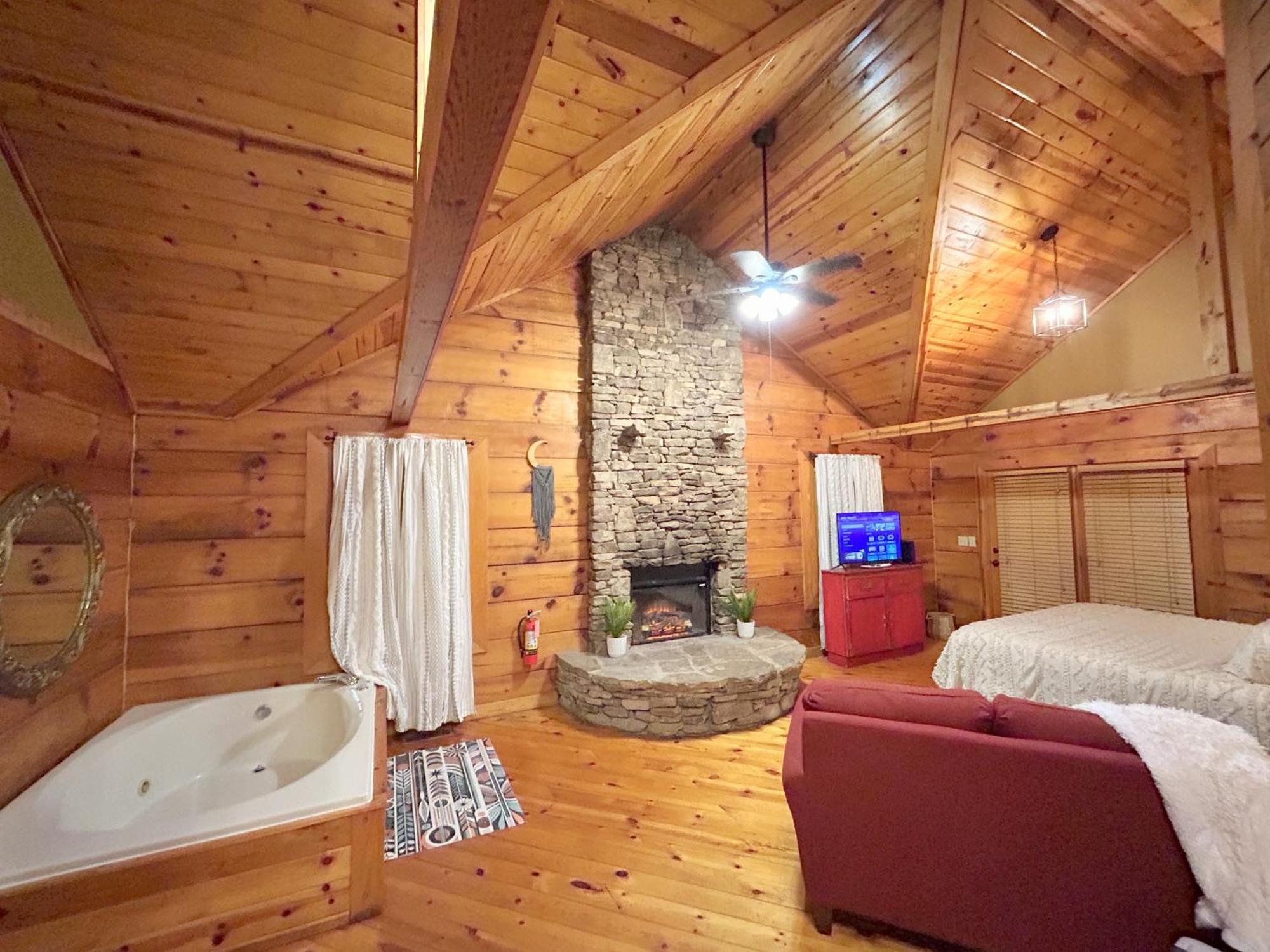 Honeymoon Hideaway Vila Gatlinburg Exterior foto